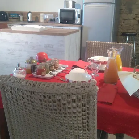Bed & Breakfast Domaine Du Grand Condest D'hotes